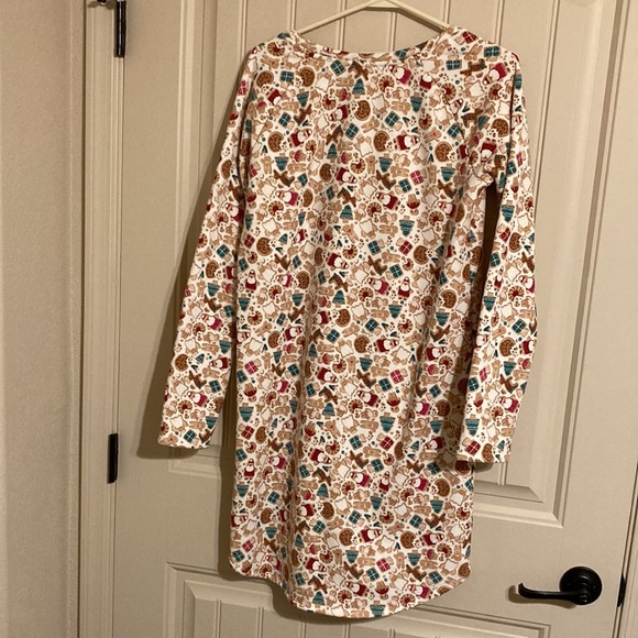 Lord & Taylor Plush Night Gown  Size M. NWOT - Picture 4 of 4